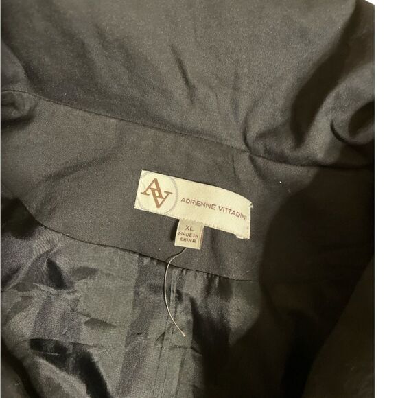 Lightweight 3/4 sleeve Adrienne Vittadini Coat - Picture 5 of 9